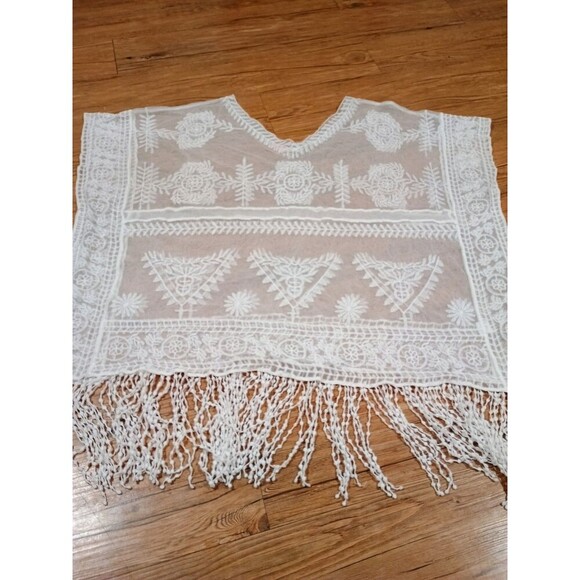Kindred Women's White Crochet Lace Mesh Fringe Floral Top Plus Size 2X - Picture 2 of 4